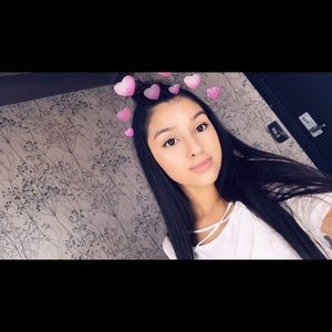 Meet your Posher, Alexia